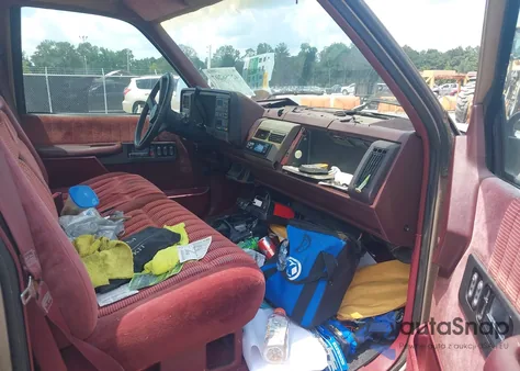 1992 Chevrolet Gmt-400 C1500 z USA, uszkodzony, nr VIN 1GCDC14K1NZ181526